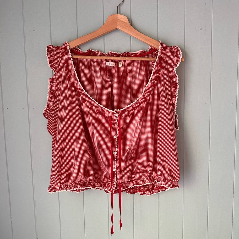 Doen Traveler Top in Cerise